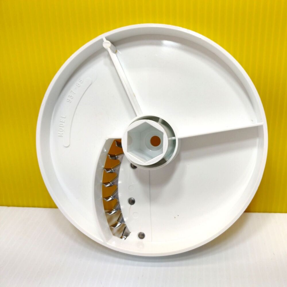 Oster Kitchen Center Food Processor 5500-20A Shredder Blade / Disk 937-85 Part